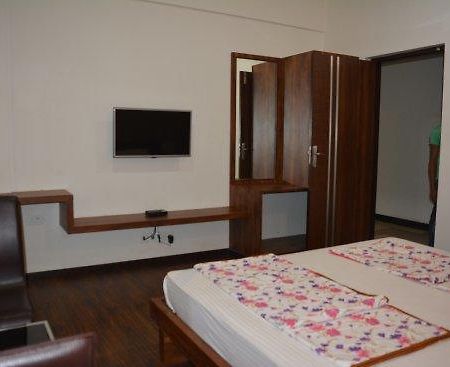 Ashirwad Comforts Hotel Kalasa Eksteriør billede